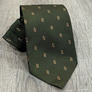 Ermenegildo Zegna Tie Made in Italy 100% Silk Green Geometric Pattern Tie EUC